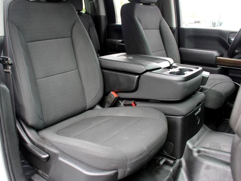 Used 2022 Chevrolet Silverado 2500 LT w/ Convenience Package image 34