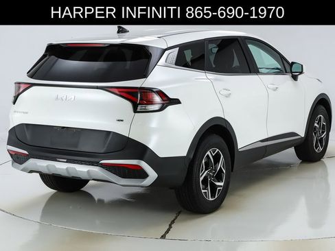 Used 2023 Kia Sportage LX AWD/4WD image 46