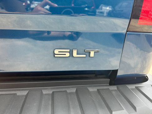 Used 2015 GMC Sierra 1500 SLT w/ SLT Crew Cab Value Package RWD image 10