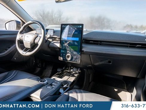 Used 2021 Ford Mustang Mach-E Premium image 28