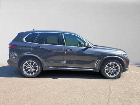 Used 2023 BMW X5 xDrive40i AWD/4WD image 33