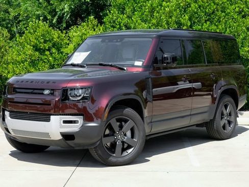 Used 2025 Land Rover Defender 130 S AWD/4WD image 2