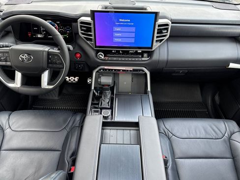 New 2025 Toyota Tundra Limited image 13
