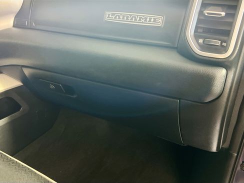 Used 2021 RAM 1500 Laramie AWD/4WD image 33
