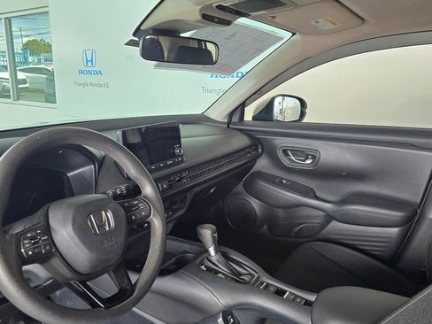 Used 2023 Honda HR-V LX image 7