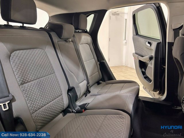 Used 2021 Ford Escape SE w/ Convenience Package FWD image 16