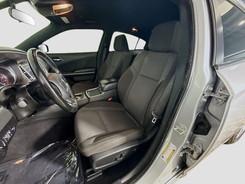 Used 2022 Dodge Charger SXT image 22