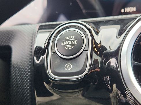 Used 2019 Mercedes-Benz A 220 A 220 image 23