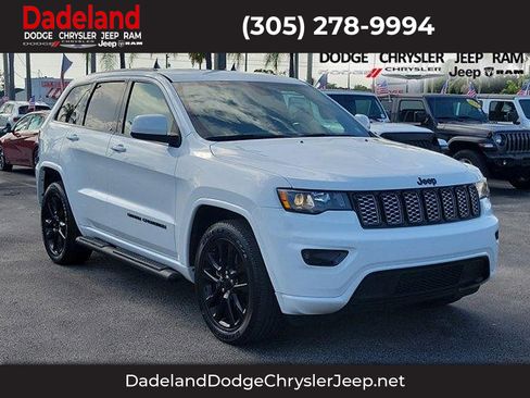 Used 2021 Jeep Grand Cherokee Laredo X RWD image 1