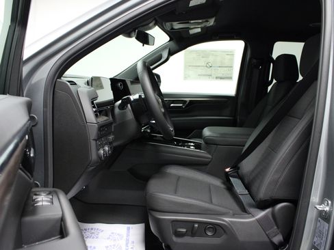 New 2026 Chevrolet Tahoe LS AWD/4WD image 12
