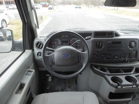 Used 2012 Ford E-350 and Econoline 350 XL w/ Interior Upgrade Pkg image 10