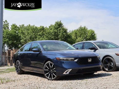 New 2026 Honda Accord Touring image 1
