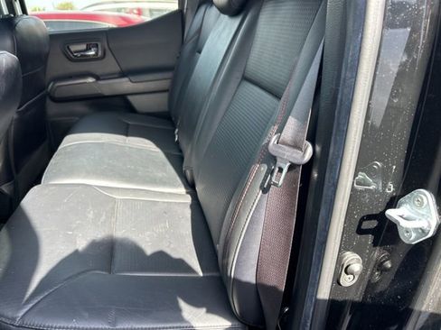 Used 2022 Toyota Tacoma TRD Pro image 8