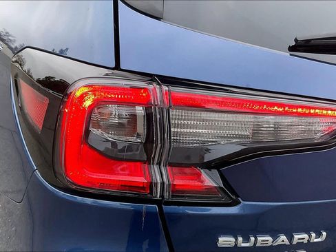 Used 2022 Subaru Outback Limited image 31