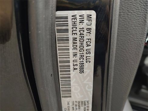 Certified 2024 Dodge Durango GT image 38