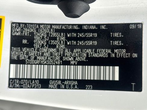 Used 2019 Toyota Highlander Limited image 28