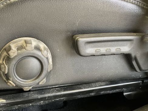 Used 2021 Jeep Wrangler Sahara w/ Cold Weather Group image 15