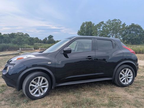 Used 2014 Nissan Juke SL image 2