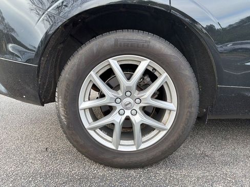 Used 2021 Volvo XC60 T5 Momentum image 15