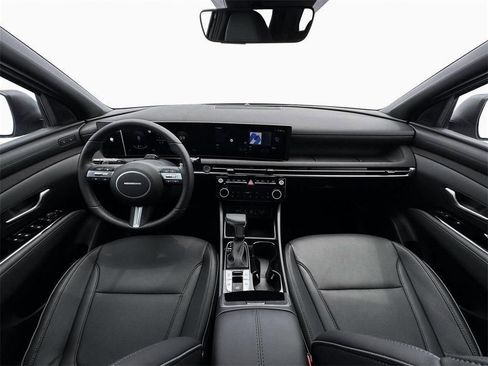 New 2026 Hyundai Santa Cruz Limited AWD/4WD image 13