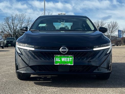 New 2026 Nissan Sentra SL w/ Floor Mat Package image 3