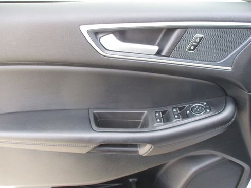 Used 2024 Ford Edge SEL w/ Convenience Package image 31