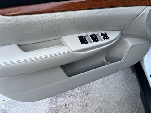 Used 2014 Subaru Outback 2.5i Limited image 28