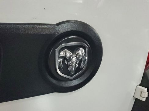 Used 2019 RAM ProMaster City Tradesman image 8