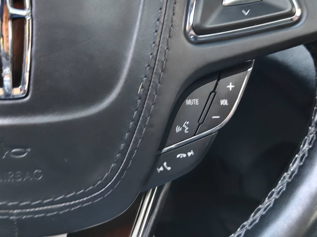 Used 2018 Lincoln MKZ Reserve w/ Technology Package FWD image 38