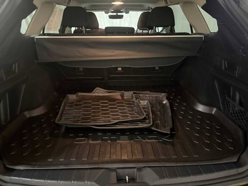 Used 2021 Subaru Outback Premium image 25