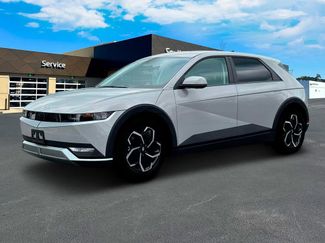 New 2024 Hyundai Ioniq 5 SE video 2