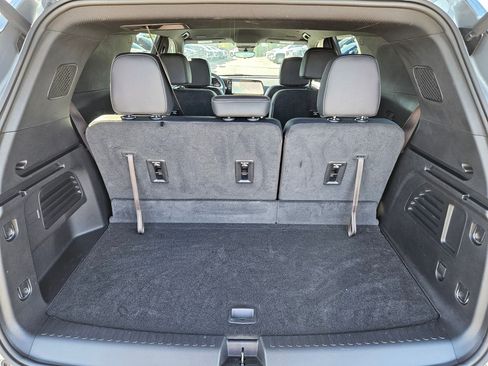 Used 2026 Chevrolet Traverse LT w/ Driver Confidence Package AWD/4WD image 29
