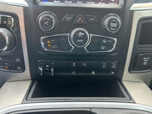 Used 2019 RAM 1500 Big Horn AWD/4WD image 19