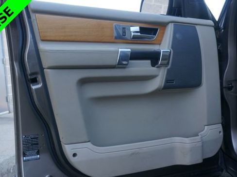 Used 2012 Land Rover LR4 HSE image 32