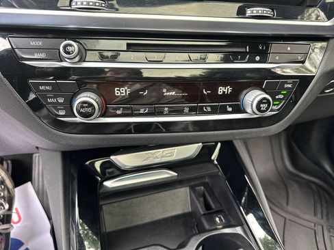 Used 2019 BMW X3 xDrive30i w/ Driving Assistance Package AWD/4WD image 16