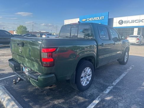 Used 2022 Nissan Frontier SV AWD/4WD image 3