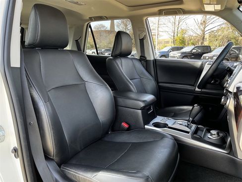 Used 2021 Toyota 4Runner Limited image 25