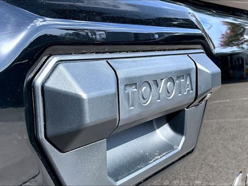 Used 2026 Toyota Tacoma TRD Sport RWD image 31