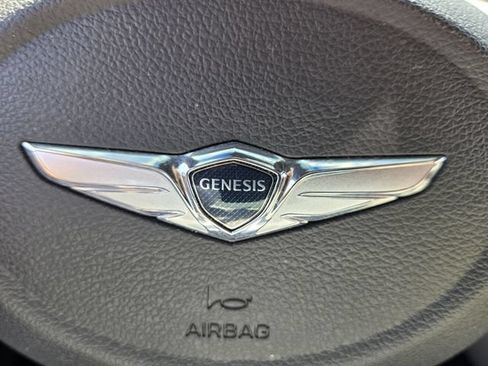 Used 2023 Genesis G70 3.3T w/ Sport Prestige Package RWD image 30