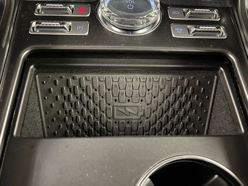 New 2026 Lincoln Nautilus Reserve w/ Jet Appearance Package image 16