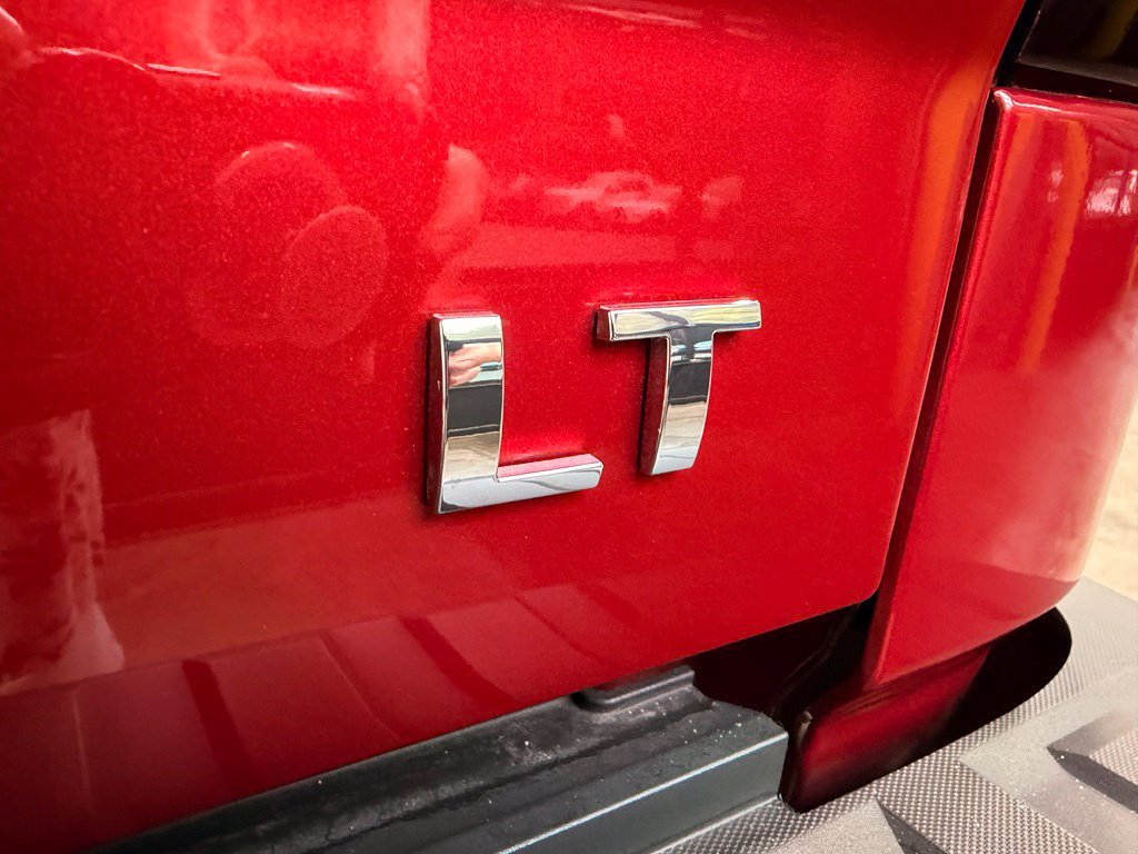 Used 2018 Chevrolet Silverado 1500 LT w/ LT Convenience Package AWD/4WD image 13