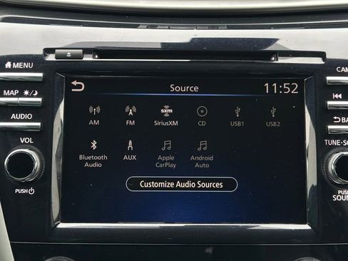 Used 2019 Nissan Murano S image 25