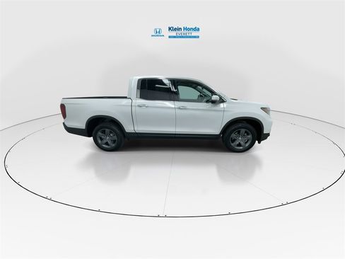 Used 2023 Honda Ridgeline RTL-E image 3