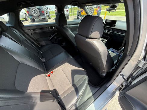 Used 2023 Honda Civic Sport image 35