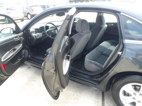 Used 2016 Chevrolet Impala Limited LS FWD image 15