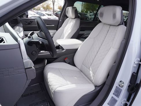 New 2026 Cadillac Escalade IQL Luxury image 13