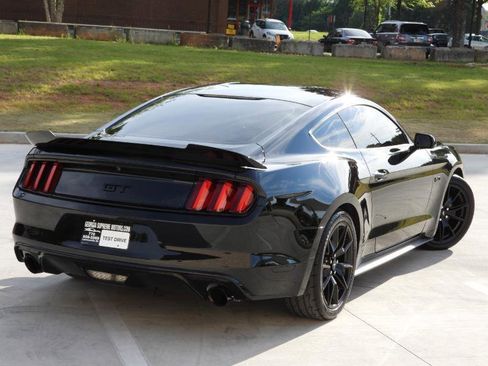 Used 2017 Ford Mustang GT w/ Black Accent Package RWD image 11