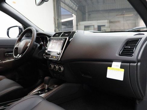 New 2026 Mitsubishi Outlander Sport SEL AWD/4WD image 17