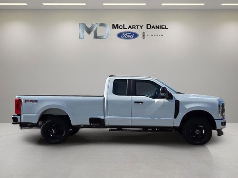 New 2026 Ford F250 XL AWD/4WD image 6