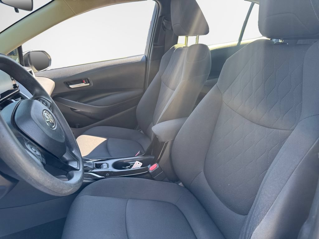 Used 2020 Toyota Corolla LE FWD image 12
